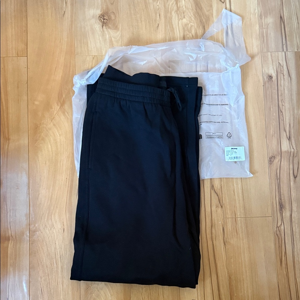 SKIMS Black Wide-Leg Cotton Fleece Drawstring Pants - Picture 4 of 4